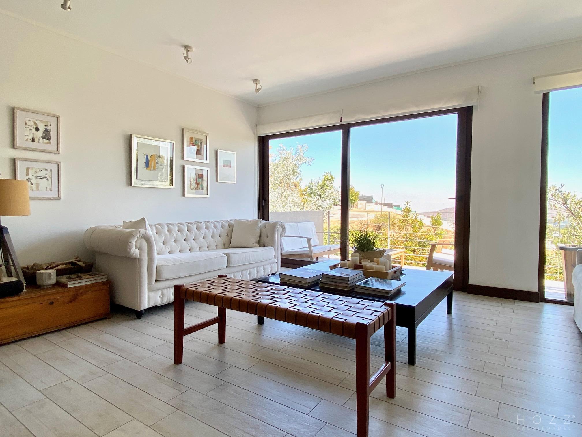 HUINGANAL / COLEGIO MAYFLOWER Y HUINGANAL